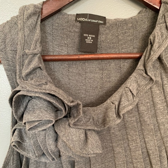 Moda International Rose Tank Dark Grey Size XSmall - Picture 2 of 3